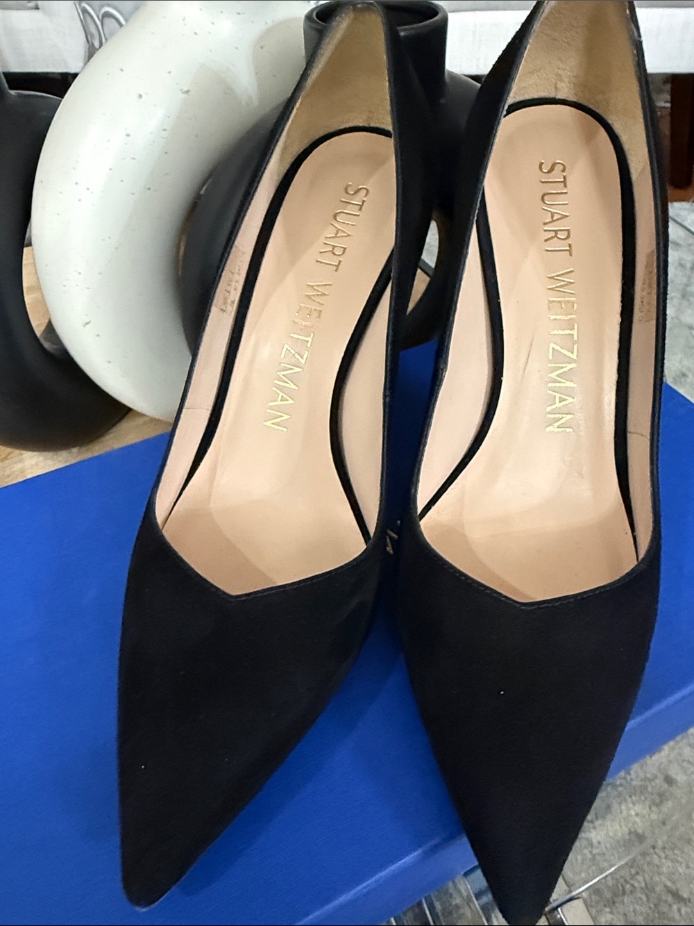 Stuart Weitzman Black Suede Pointed-Toe Pumps with Sleek Silhouette